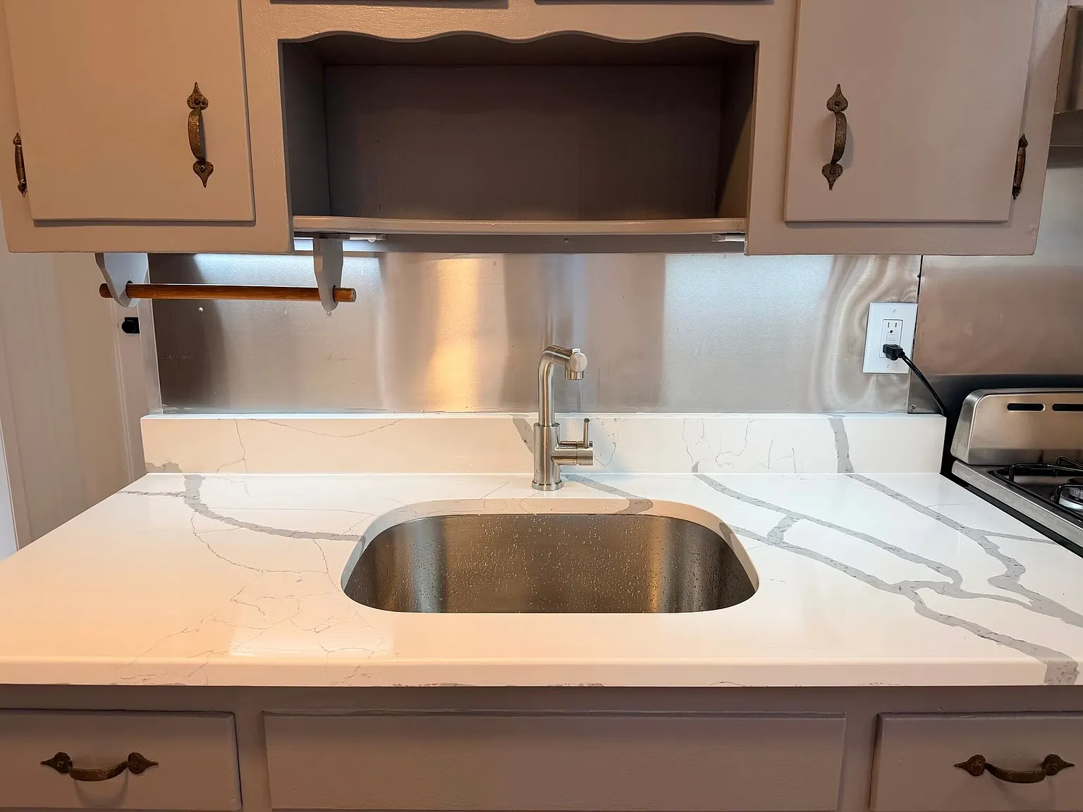 2 bed, 1200 sqft, $2,600 — Photo 3