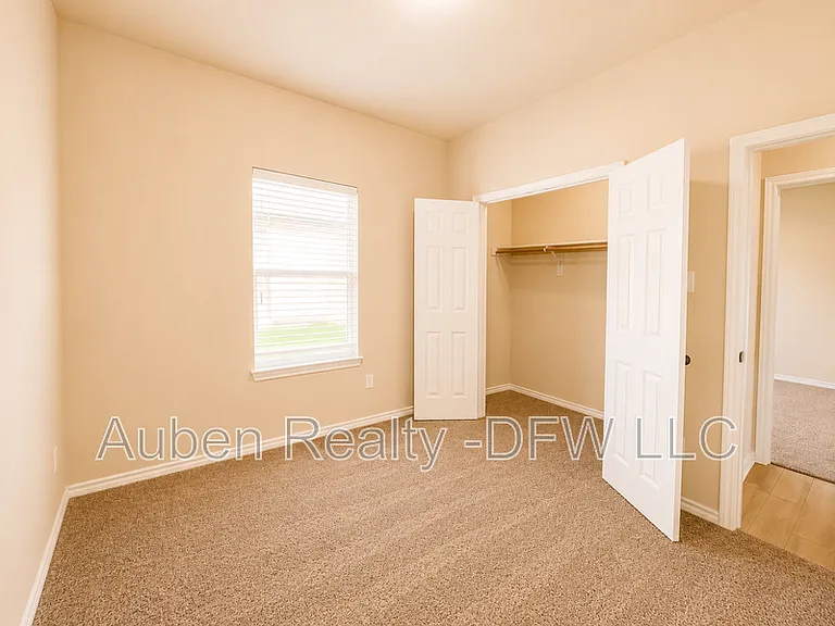 1330 Piedmont Dr — Photo 14