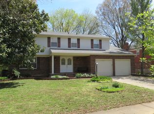 315 Alcott Rd, Saint Matthews, KY 40207