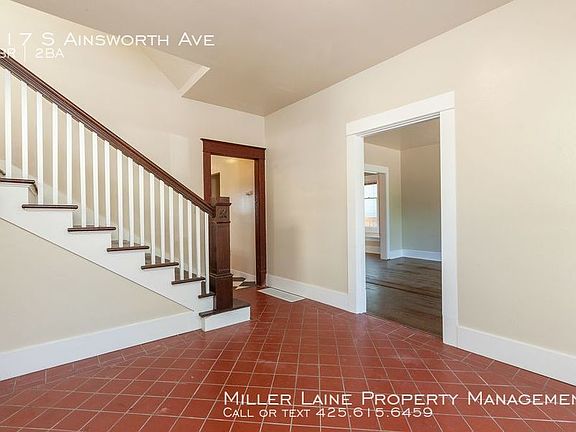 2nd image of 917 S Ainsworth Ave
