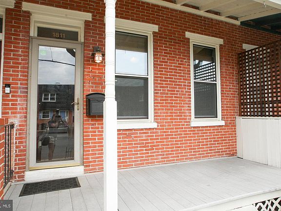 3rd image of 1811 W 16th St