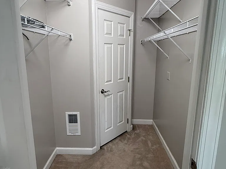 3979 Forsythia Ct — Photo 7