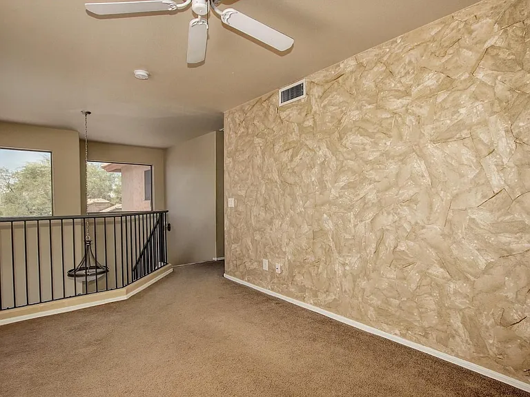 4726 E Mossman Rd — Photo 10