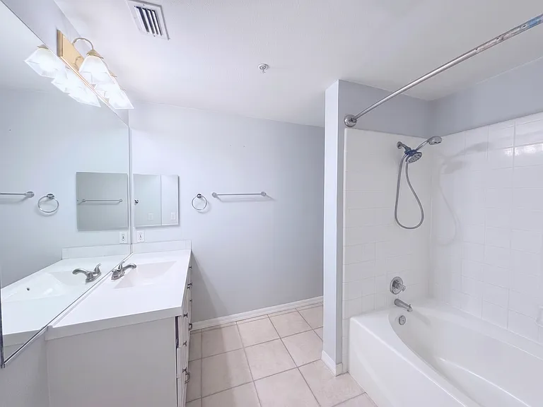 3591 S Kernan Blvd #813 — Photo 10