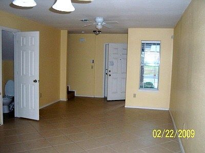 3rd image of 407 S 48th Ln APT 4