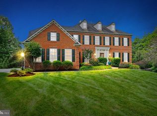 9824 Goldenberry Hill Ln, Manassas, VA 20112