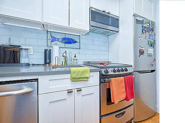 Rented by Living New York | media 12