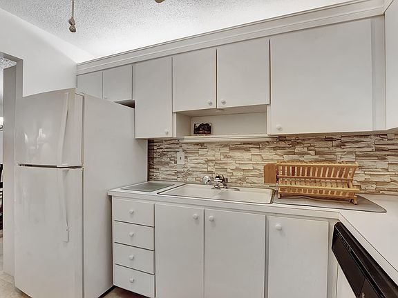 3rd image of 10124 44th Ave S #330