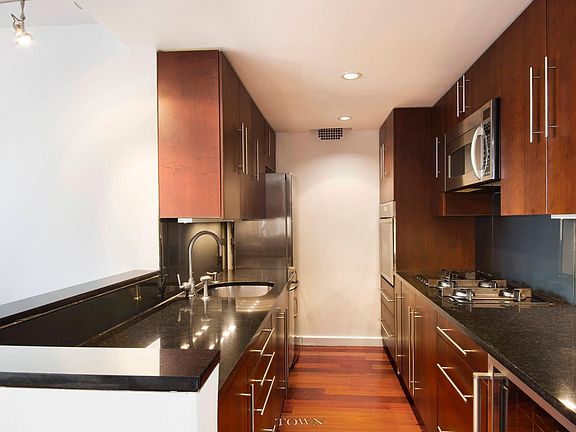 2nd image of 333 E 14th St APT 11F