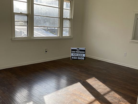 5th image of 2602 Glenrose Ave