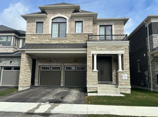 3265 Turnstone Blvd, Pickering, ON L1X 0N2