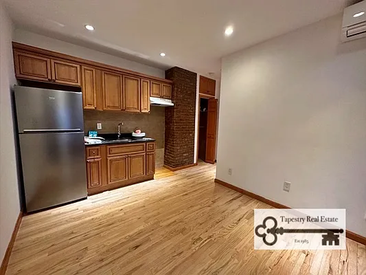 Rented by Tapestry Real Estate of Queens | media 4