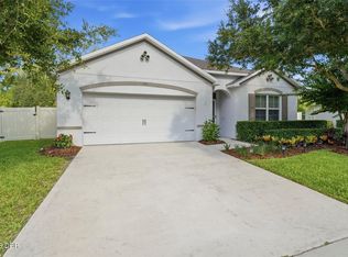 135 Point Pleasant Rd, Deland, FL 32724