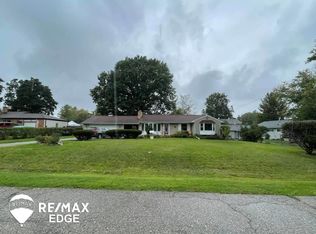 2401 Harmony Dr, Burton, MI 48509