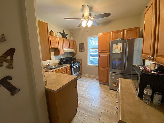 5th image of 1118 E Forrest Hill Ave