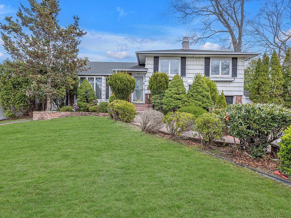 1st image of 595 Saint George Avenue