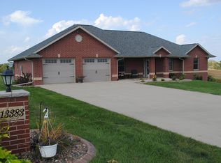 13383 Harvest Moon Rdg, Sherrill, IA 52073