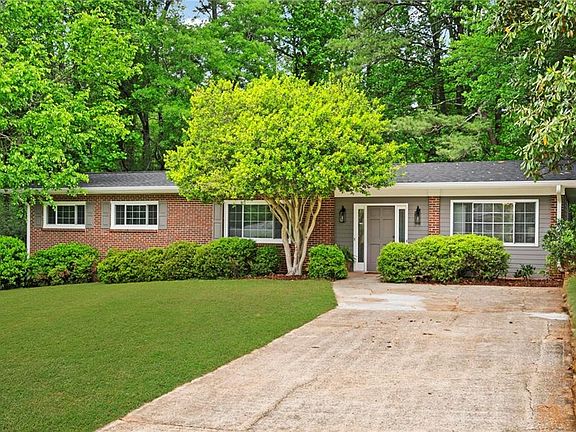 3rd image of 3016 Anderson Pl