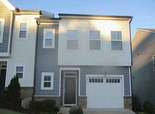 826 Oak Center Dr, Raleigh, NC 27610