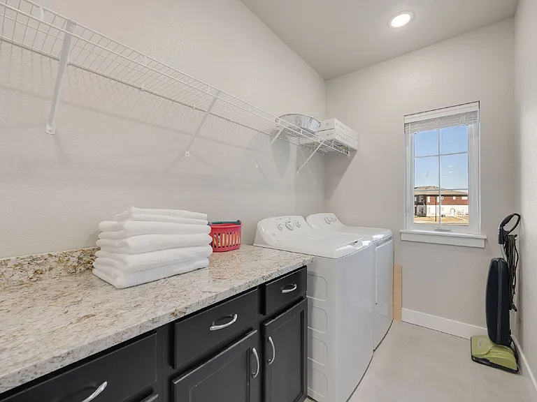 856 Birdwhistle Ln #6 — Photo 13