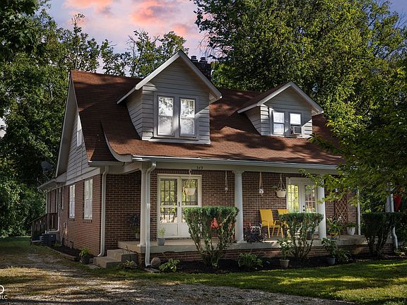 2nd image of 347 E Westfield Blvd
