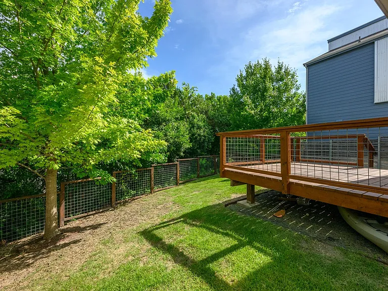 801 N Bluff Dr #17 — Photo 29