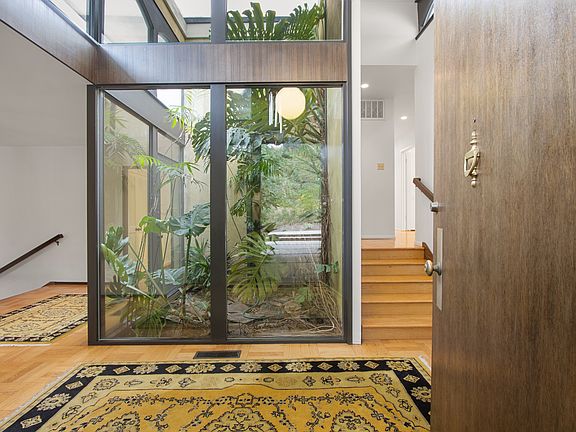 Atrium - nature inside the house
