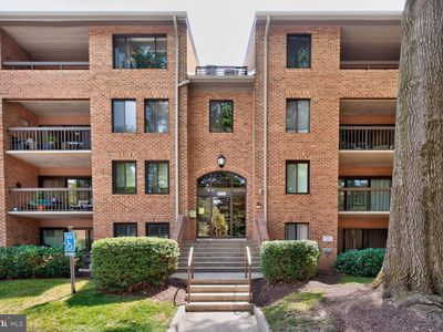 5809 Edson Ln APT 103, Rockville, MD, 20852