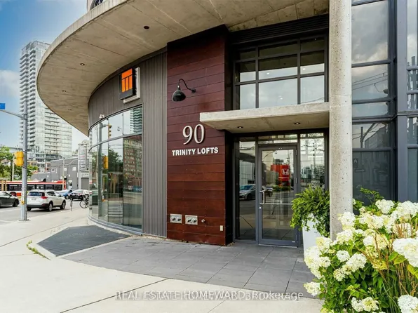 90 Trinity St #709, Toronto, ON M5A 0E4