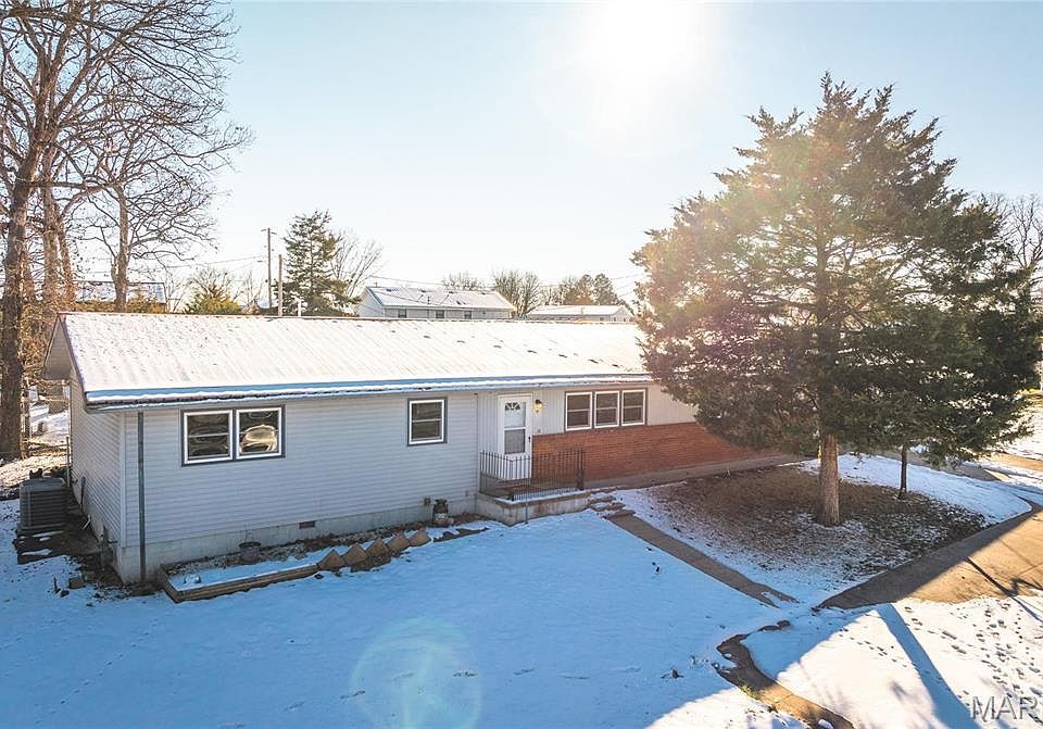 1st image of 28 Kirthwood Dr