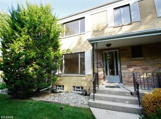 5345 N Virginia Ave, Chicago, IL 60625
