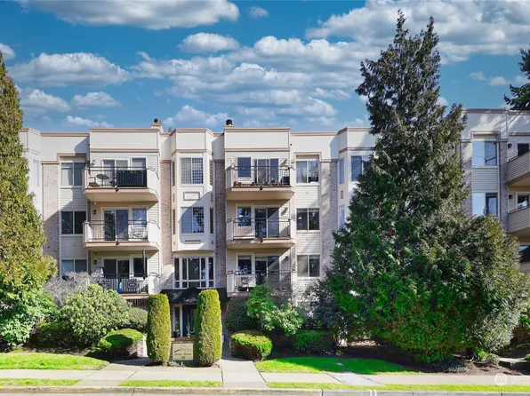 200 99th Avenue NE #33, Bellevue, WA 98004