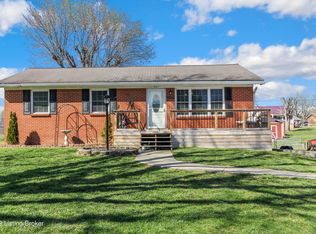 927 Sunset Dr, Harrodsburg, KY 40330