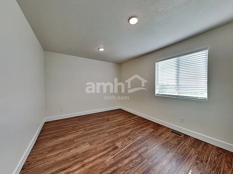 3314 S Fields Ave — Photo 20