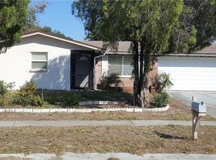 5643 Riddle Rd, Holiday, FL 34690