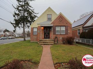 12056 219th St, Cambria Heights, NY 11411