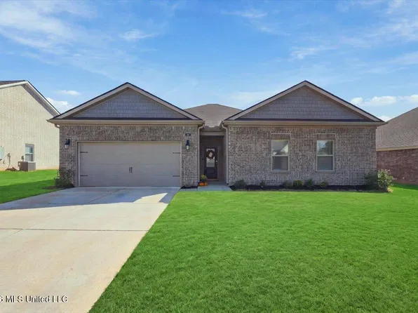 48 Banks Blvd, Byhalia, MS 38611