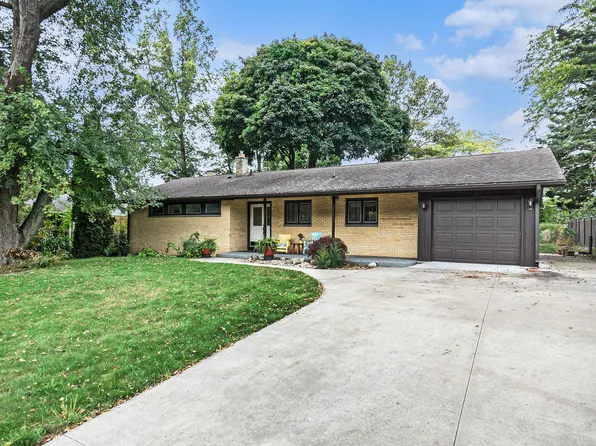 421 Cherokee Drive, Fremont, MI 49412