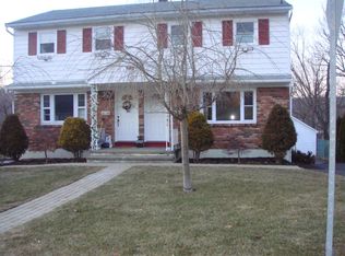 28 Arch St, Butler, NJ 07405