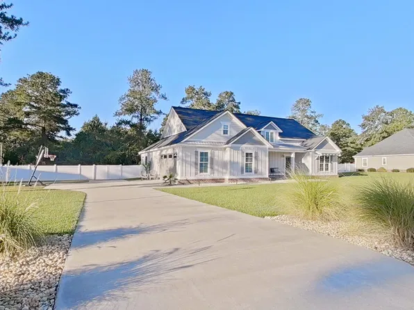 211 Will Rd, Moultrie, GA 31768