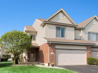 8256 W Auburn Ln, Frankfort, IL 60423