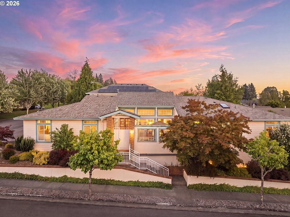 1st image of 1444 SE Larch Way