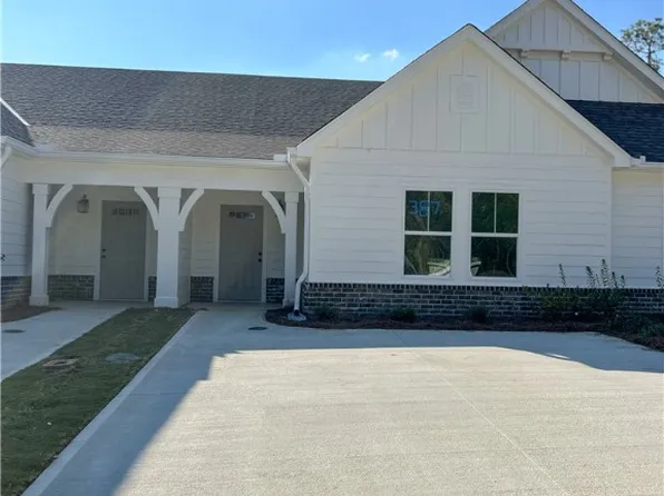 387 Morris Ave #C3, Opelika, AL 36801