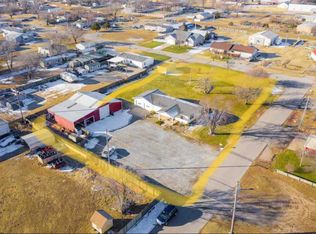 933 W 59th St S, Wichita, KS 67217