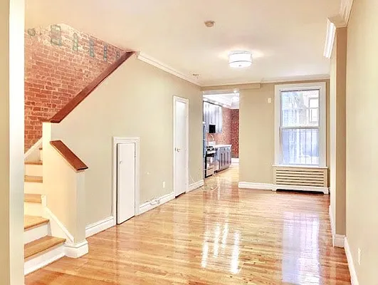 Rented by Matthew Gros-Werter, LREB  | media 10