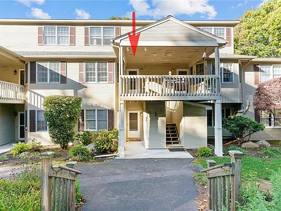 3rd image of 27 Trellis Dr Unit 27