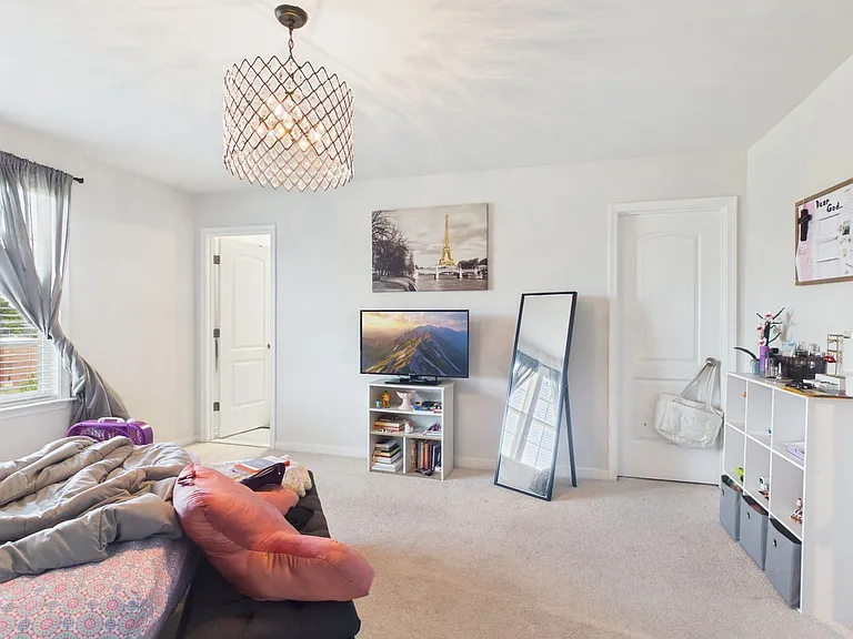 1405 Kerr Dr — Photo 22