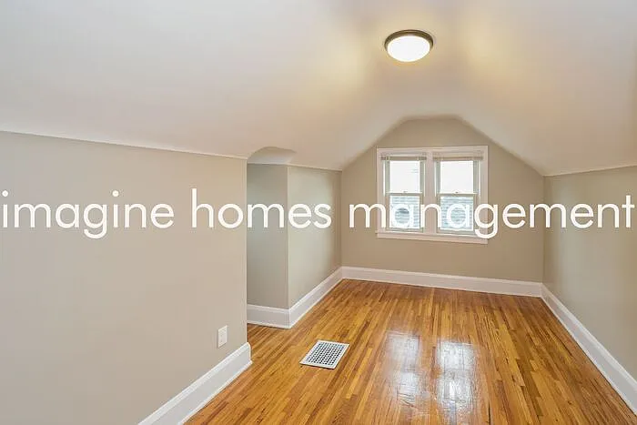 5316 Chicago Ave — Photo 11