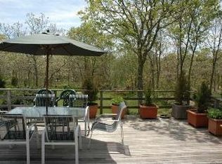 26 Brushbroom Ln, West Tisbury, MA 02575