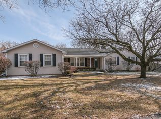 1105 Barcroft Ct, Naperville, IL